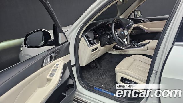 BMW X7 xDrive 40i Design Pure Excellence 7-Seater