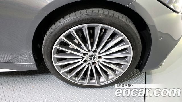 Mercedes-Benz C-Class C300 AMG Line