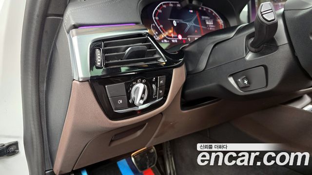 BMW 5-Series 523d M Sport