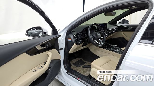 Audi A4 40 TFSI Premium