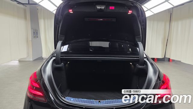 Mercedes-Benz S-Class S560L 4MATIC