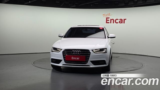 Audi A4 30 TDI Dynamic