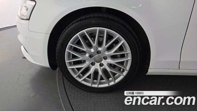 Audi A4 30 TDI Dynamic