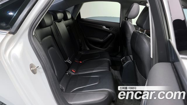Audi A4 30 TDI Dynamic