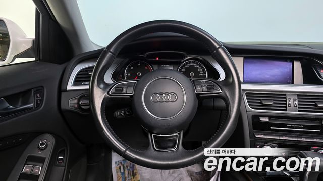 Audi A4 30 TDI Dynamic
