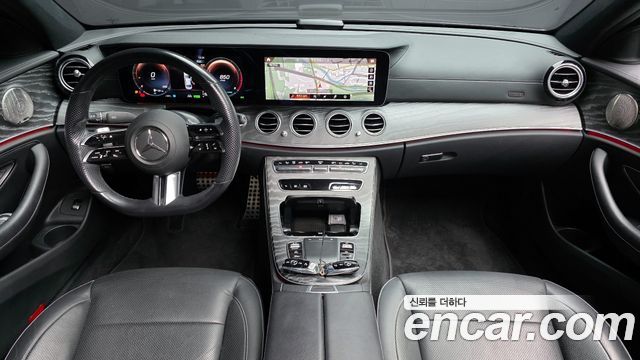 Mercedes-Benz E-Class E350 4MATIC AMG Line