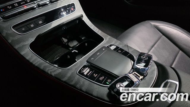 Mercedes-Benz E-Class E350 4MATIC AMG Line