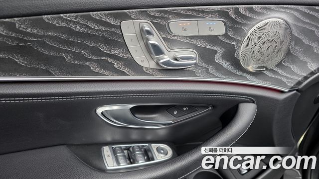 Mercedes-Benz E-Class E350 4MATIC AMG Line