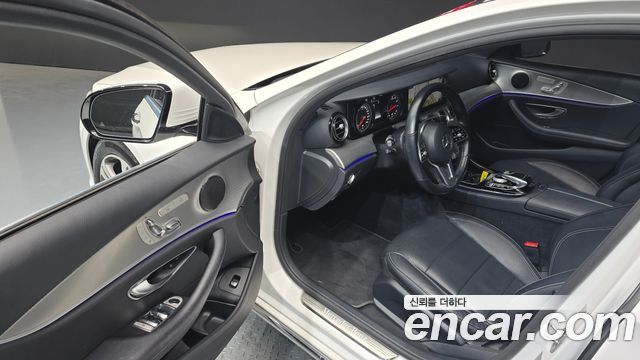 Mercedes-Benz E-Class E300 Avantgarde
