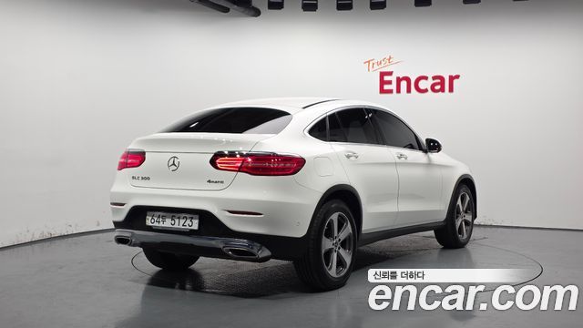 Mercedes-Benz GLC-Class GCL300 4MATIC Coupe