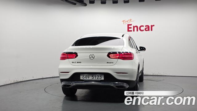 Mercedes-Benz GLC-Class GCL300 4MATIC Coupe