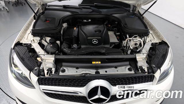 Mercedes-Benz GLC-Class GCL300 4MATIC Coupe