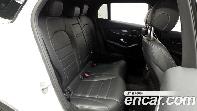 Mercedes-Benz GLC-Class GCL300 4MATIC Coupe