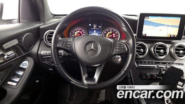 Mercedes-Benz GLC-Class GCL300 4MATIC Coupe