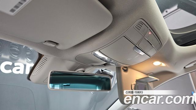 Mercedes-Benz E-Class E300 Avantgarde
