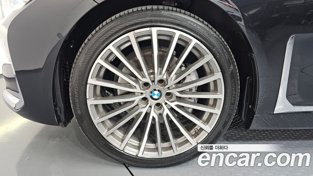 BMW 7-Series 730d xDrive Design Pure Excellence