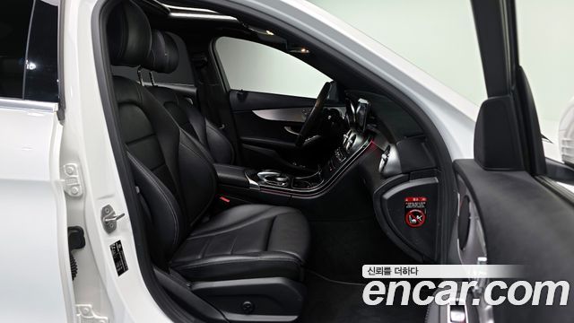 Mercedes-Benz C-Class C200 AMG Line