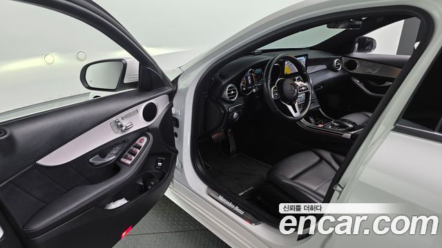 Mercedes-Benz C-Class C200 AMG Line