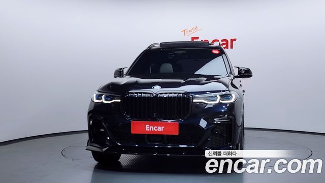 BMW X7 M50i 6STR