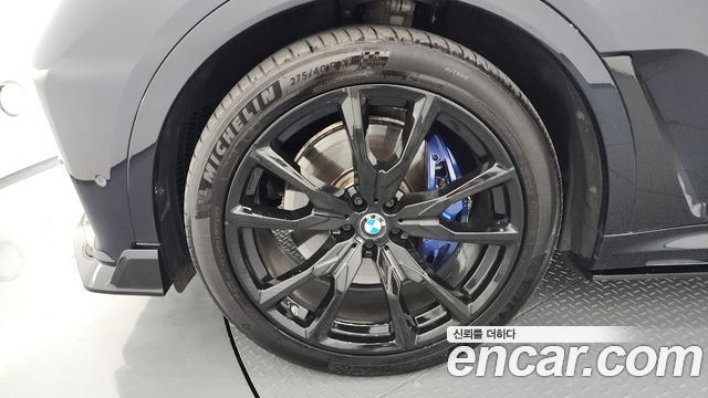 BMW X7 M50i 6STR