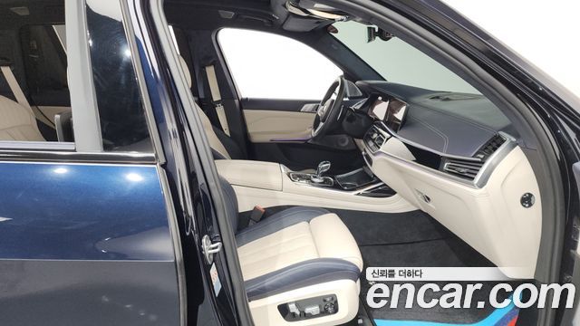 BMW X7 M50i 6STR