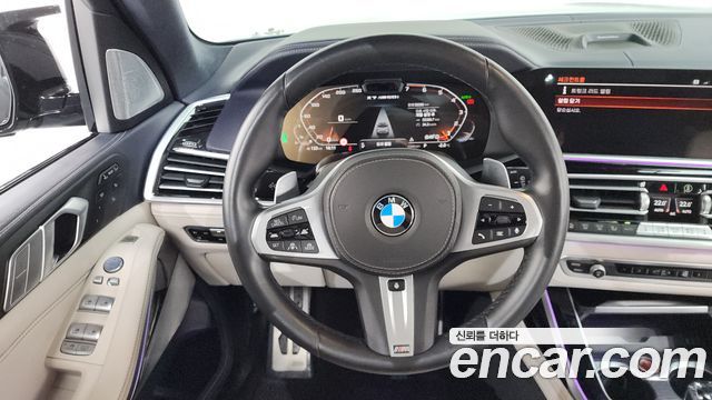 BMW X7 M50i 6STR