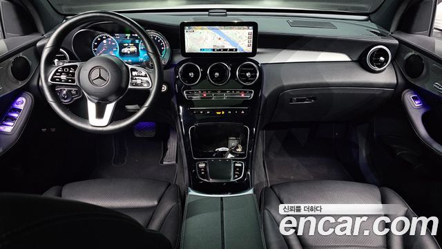 Mercedes-Benz GLC-Class GLC300e 4MATIC