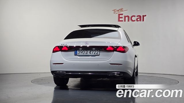 Mercedes-Benz E-Class E200 Avantgarde