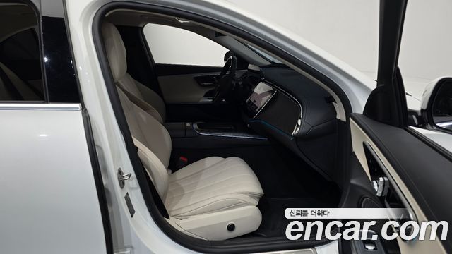 Mercedes-Benz E-Class E200 Avantgarde