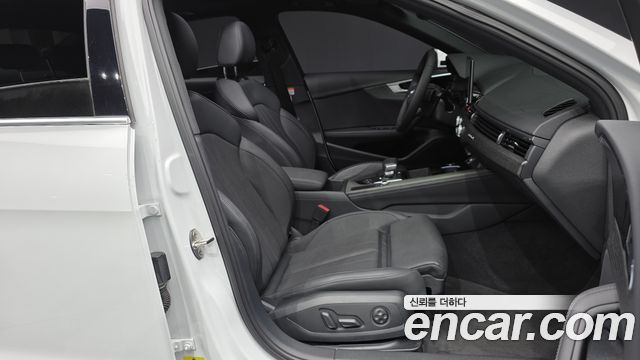 Audi A4 45 TFSI Quattro Premium