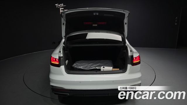 Audi A4 45 TFSI Quattro Premium