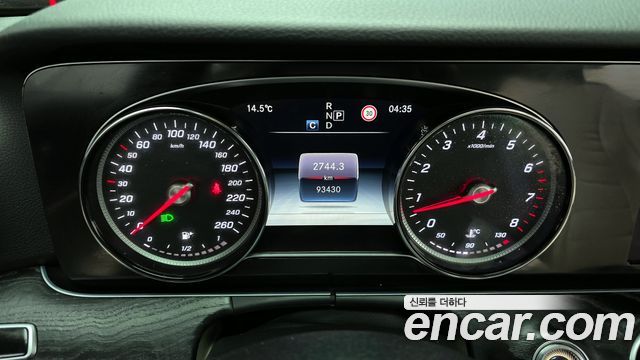 Mercedes-Benz E-Class E300 Avantgarde