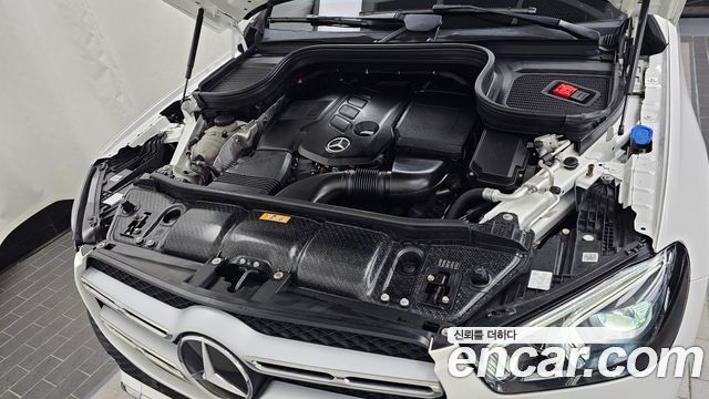 Mercedes-Benz GLE-Class GLE300d 4MATIC