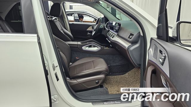 Mercedes-Benz GLE-Class GLE300d 4MATIC