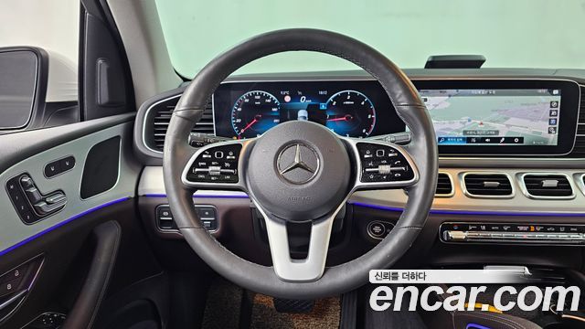 Mercedes-Benz GLE-Class GLE300d 4MATIC