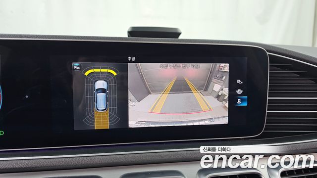 Mercedes-Benz GLE-Class GLE300d 4MATIC
