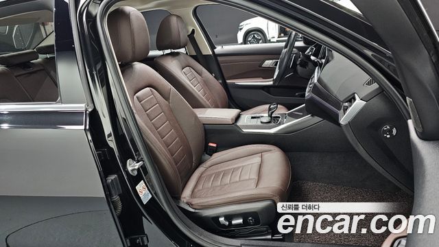 BMW 3-Series 320d xDrive Luxury