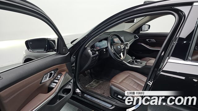 BMW 3-Series 320d xDrive Luxury