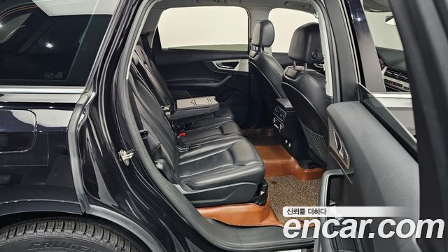 Audi Q7 45 TFSI Quattro