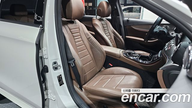 Mercedes-Benz E-Class E300 AMG Line