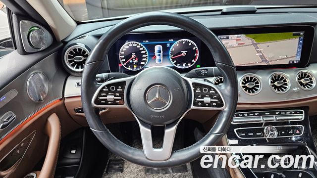 Mercedes-Benz E-Class E300 AMG Line
