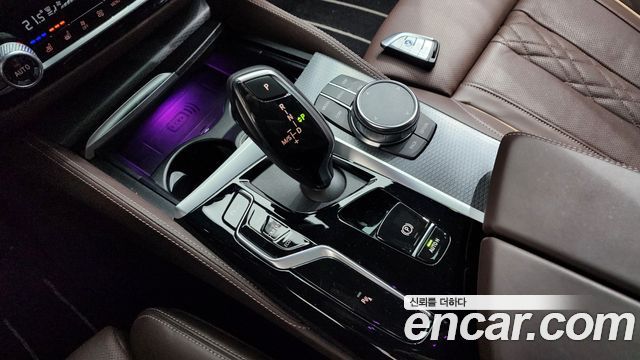 BMW 5-Series 523d M Sport
