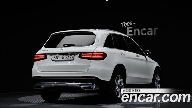 Mercedes-Benz GLC-Class GLC220 d 4MATIC