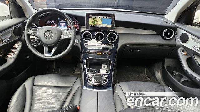 Mercedes-Benz GLC-Class GLC220 d 4MATIC