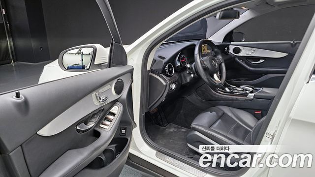 Mercedes-Benz GLC-Class GLC220 d 4MATIC