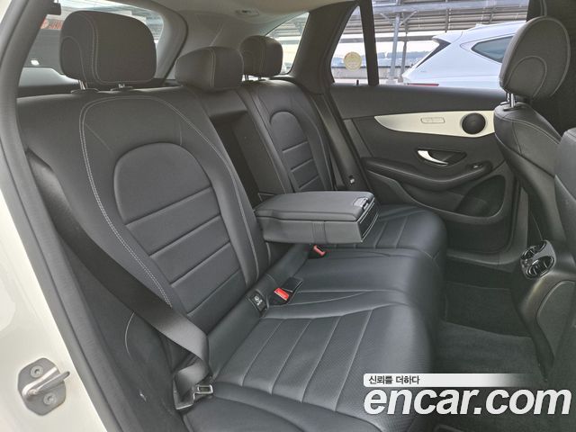 Mercedes-Benz GLC-Class GLC220 d 4MATIC