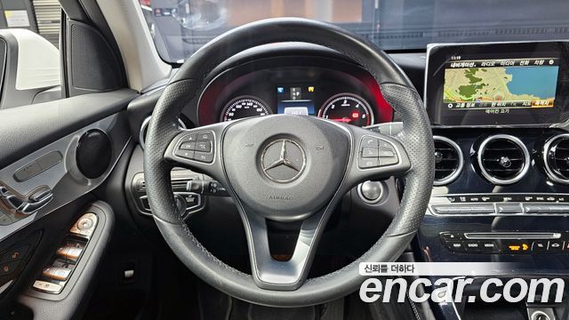 Mercedes-Benz GLC-Class GLC220 d 4MATIC