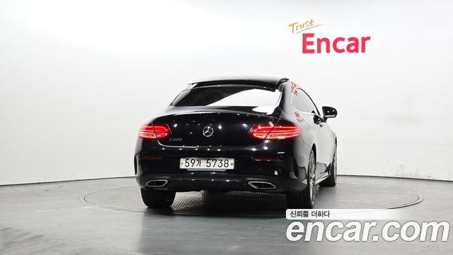 Mercedes-Benz C-Class C200 Coupe