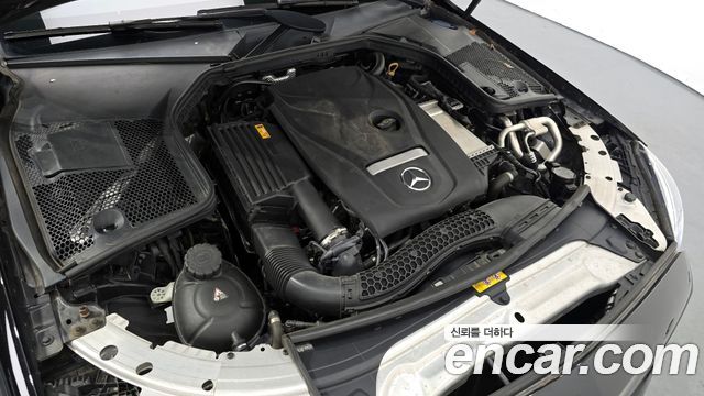 Mercedes-Benz C-Class C200 Coupe