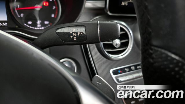 Mercedes-Benz C-Class C200 Coupe